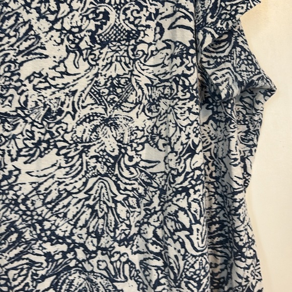 Blue and white t-shirt by Chaps in size 3X - Picture 4 of 13